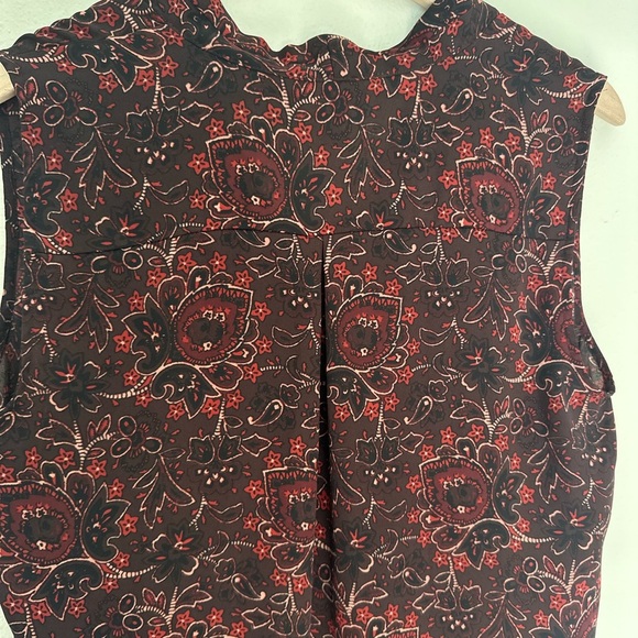 LOFT Fall Floral Sleeveless Top - Picture 5 of 5